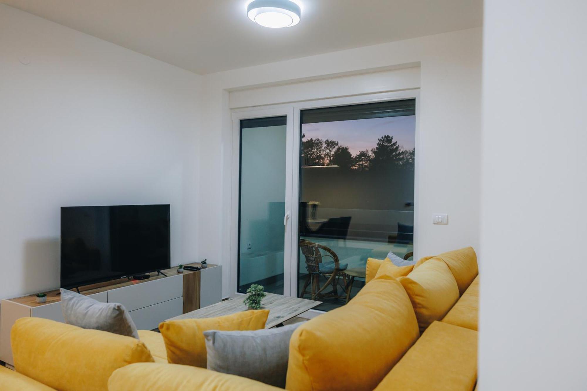 Lust Premium Iv Center Park Διαμέρισμα Κραγκούγιεβατς