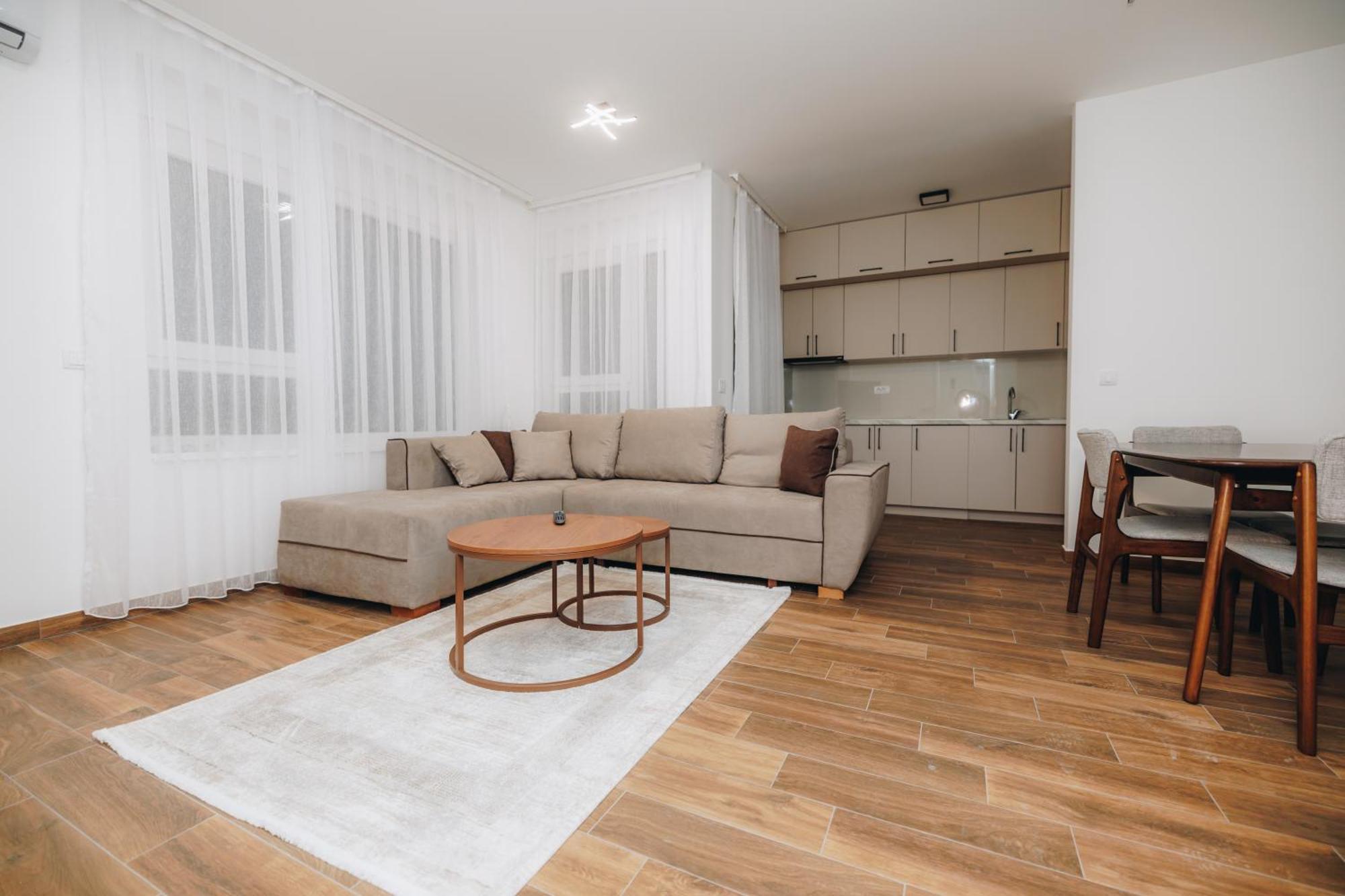 Lust Premium Iv Center Park * Κραγκούγιεβατς
